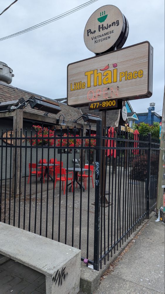 Little Thai Place / Pho Halong (Cook St)