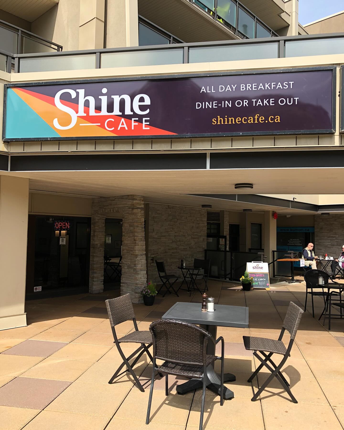 Shine Cafe